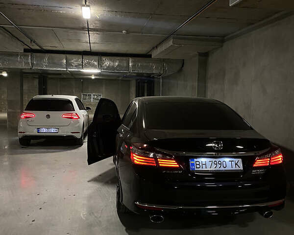 Черный Хонда Аккорд, объемом двигателя 2.36 л и пробегом 138 тыс. км за 15700 $, фото 10 на Automoto.ua