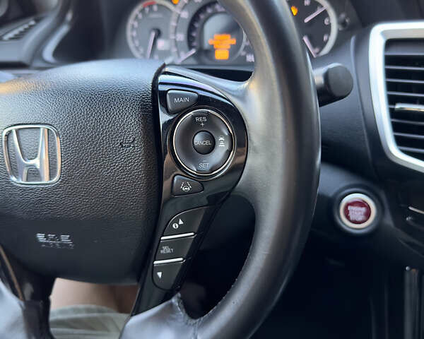 Чорний Хонда Аккорд, об'ємом двигуна 2.35 л та пробігом 119 тис. км за 13000 $, фото 10 на Automoto.ua