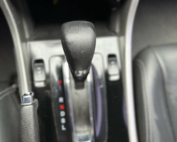 Чорний Хонда Аккорд, об'ємом двигуна 2.4 л та пробігом 130 тис. км за 16999 $, фото 12 на Automoto.ua