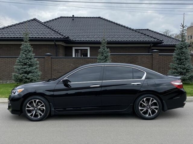 Черный Хонда Аккорд, объемом двигателя 2.4 л и пробегом 135 тыс. км за 14999 $, фото 3 на Automoto.ua