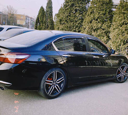 Чорний Хонда Аккорд, об'ємом двигуна 2.36 л та пробігом 149 тис. км за 15000 $, фото 8 на Automoto.ua