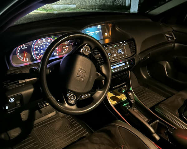 Чорний Хонда Аккорд, об'ємом двигуна 2.4 л та пробігом 131 тис. км за 15200 $, фото 46 на Automoto.ua
