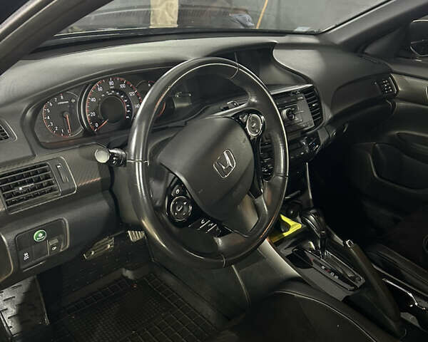 Чорний Хонда Аккорд, об'ємом двигуна 2.4 л та пробігом 131 тис. км за 15200 $, фото 24 на Automoto.ua