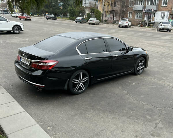 Чорний Хонда Аккорд, об'ємом двигуна 2.4 л та пробігом 131 тис. км за 15200 $, фото 1 на Automoto.ua