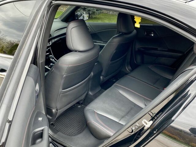 Черный Хонда Аккорд, объемом двигателя 2.4 л и пробегом 135 тыс. км за 14999 $, фото 9 на Automoto.ua