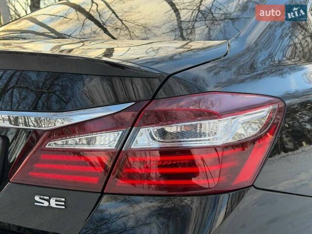 Чорний Хонда Аккорд, об'ємом двигуна 2.4 л та пробігом 98 тис. км за 13251 $, фото 19 на Automoto.ua