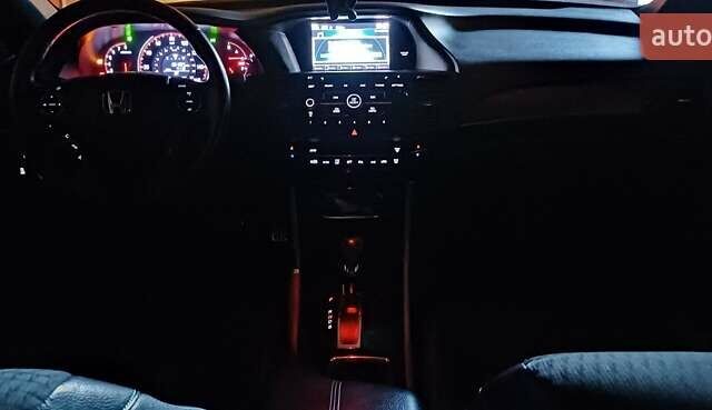 Черный Хонда Аккорд, объемом двигателя 2.36 л и пробегом 130 тыс. км за 16300 $, фото 18 на Automoto.ua