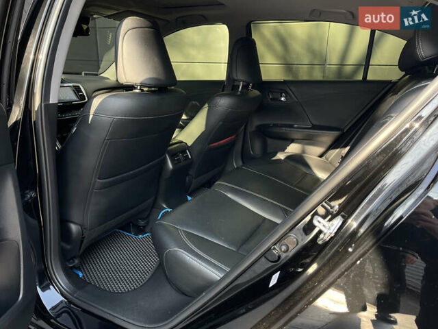 Чорний Хонда Аккорд, об'ємом двигуна 1.99 л та пробігом 145 тис. км за 19100 $, фото 29 на Automoto.ua