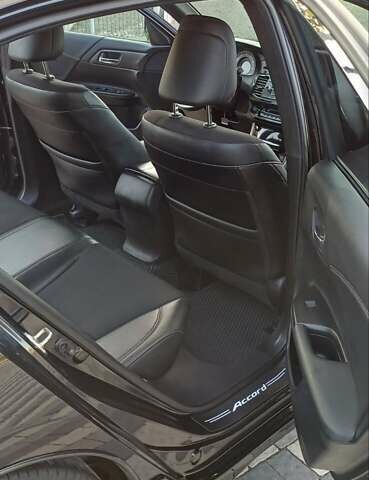 Черный Хонда Аккорд, объемом двигателя 2.36 л и пробегом 130 тыс. км за 16300 $, фото 12 на Automoto.ua