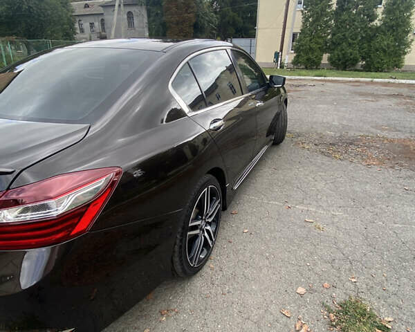 Чорний Хонда Аккорд, об'ємом двигуна 2.35 л та пробігом 103 тис. км за 16800 $, фото 4 на Automoto.ua