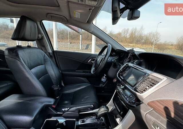 Чорний Хонда Аккорд, об'ємом двигуна 3.5 л та пробігом 127 тис. км за 19500 $, фото 31 на Automoto.ua