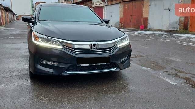 Чорний Хонда Аккорд, об'ємом двигуна 2.36 л та пробігом 114 тис. км за 15400 $, фото 9 на Automoto.ua