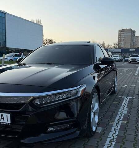 Черный Хонда Аккорд, объемом двигателя 1.5 л и пробегом 78 тыс. км за 21000 $, фото 4 на Automoto.ua