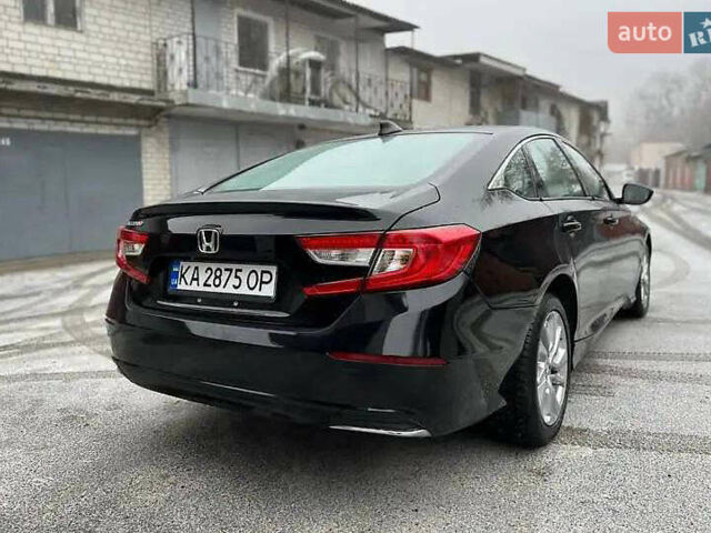 Черный Хонда Аккорд, объемом двигателя 1.5 л и пробегом 87 тыс. км за 14000 $, фото 1 на Automoto.ua