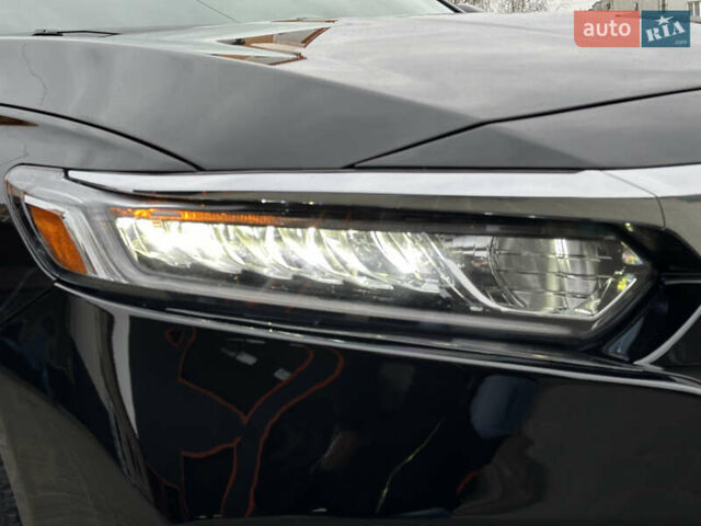 Черный Хонда Аккорд, объемом двигателя 1.5 л и пробегом 79 тыс. км за 15900 $, фото 15 на Automoto.ua