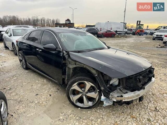 Черный Хонда Аккорд, объемом двигателя 1.5 л и пробегом 83 тыс. км за 14900 $, фото 9 на Automoto.ua