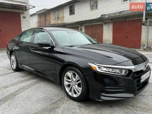 Черный Хонда Аккорд, объемом двигателя 1.5 л и пробегом 87 тыс. км за 14000 $, фото 2 на Automoto.ua