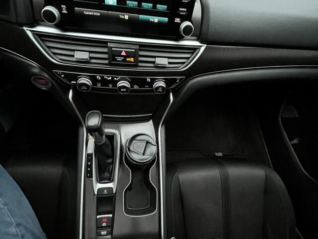 Черный Хонда Аккорд, объемом двигателя 1.5 л и пробегом 120 тыс. км за 19000 $, фото 14 на Automoto.ua