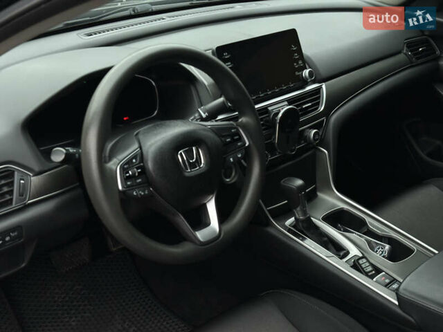 Черный Хонда Аккорд, объемом двигателя 1.5 л и пробегом 79 тыс. км за 15600 $, фото 17 на Automoto.ua
