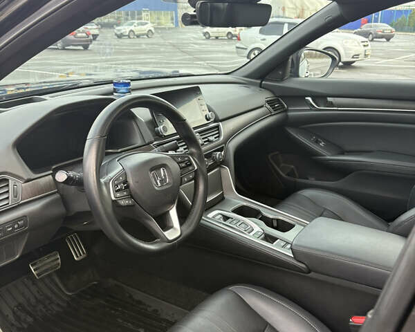 Черный Хонда Аккорд, объемом двигателя 2 л и пробегом 90 тыс. км за 19500 $, фото 5 на Automoto.ua