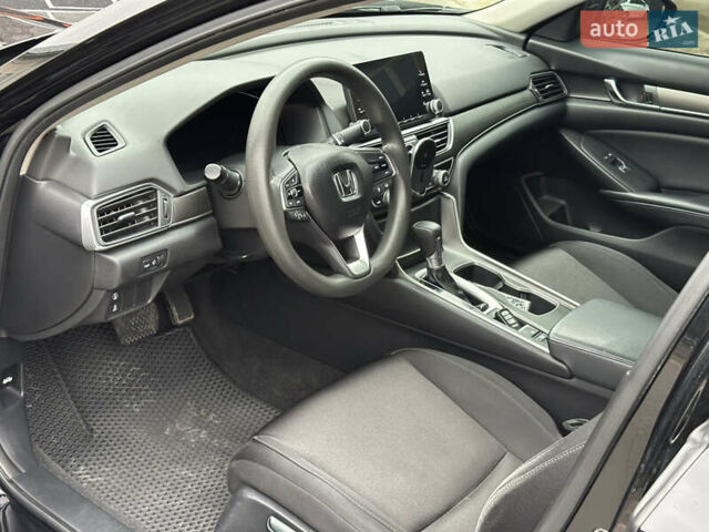 Чорний Хонда Аккорд, об'ємом двигуна 1.5 л та пробігом 78 тис. км за 15900 $, фото 41 на Automoto.ua