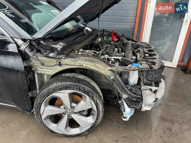 Черный Хонда Аккорд, объемом двигателя 1.5 л и пробегом 83 тыс. км за 14900 $, фото 3 на Automoto.ua