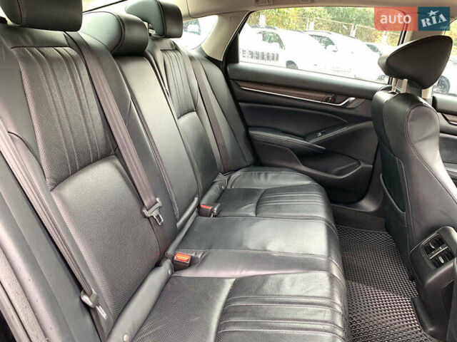 Черный Хонда Аккорд, объемом двигателя 2 л и пробегом 145 тыс. км за 19990 $, фото 28 на Automoto.ua