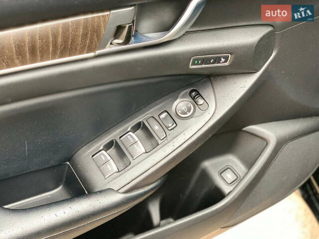 Черный Хонда Аккорд, объемом двигателя 2 л и пробегом 145 тыс. км за 19990 $, фото 24 на Automoto.ua