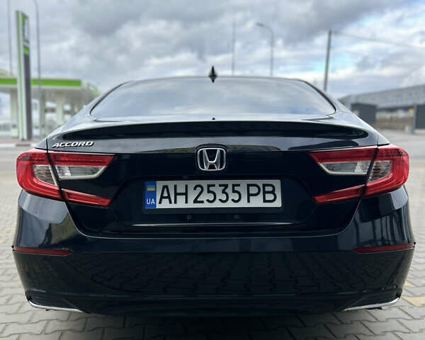 Черный Хонда Аккорд, объемом двигателя 1.5 л и пробегом 125 тыс. км за 17090 $, фото 5 на Automoto.ua