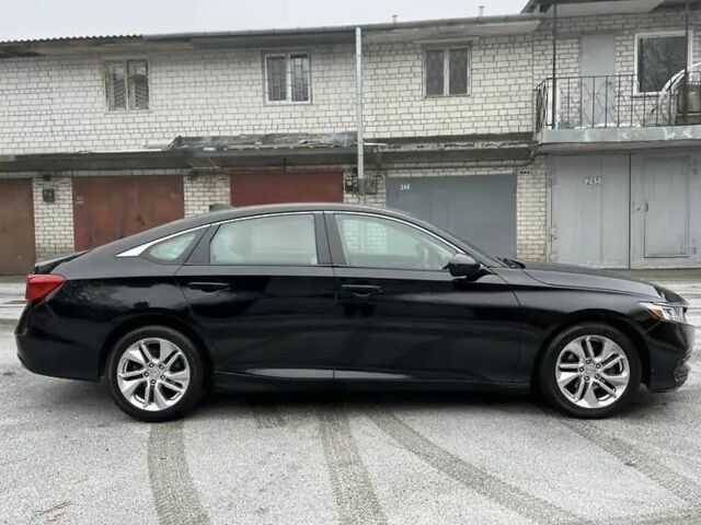 Черный Хонда Аккорд, объемом двигателя 1.5 л и пробегом 87 тыс. км за 13500 $, фото 2 на Automoto.ua