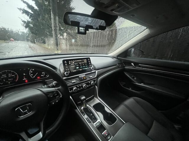 Черный Хонда Аккорд, объемом двигателя 1.5 л и пробегом 120 тыс. км за 19000 $, фото 11 на Automoto.ua