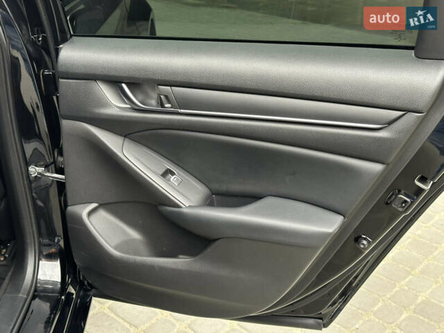 Чорний Хонда Аккорд, об'ємом двигуна 1.5 л та пробігом 78 тис. км за 15900 $, фото 37 на Automoto.ua