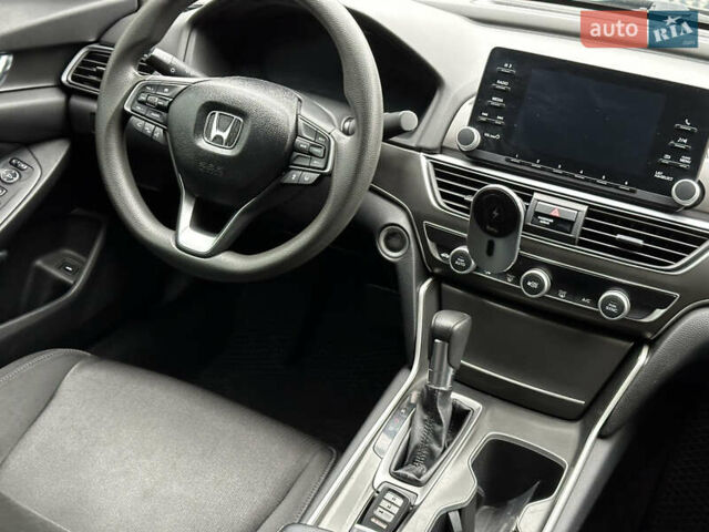 Черный Хонда Аккорд, объемом двигателя 1.5 л и пробегом 79 тыс. км за 15900 $, фото 23 на Automoto.ua