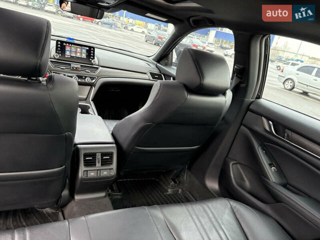 Черный Хонда Аккорд, объемом двигателя 2 л и пробегом 90 тыс. км за 19500 $, фото 8 на Automoto.ua
