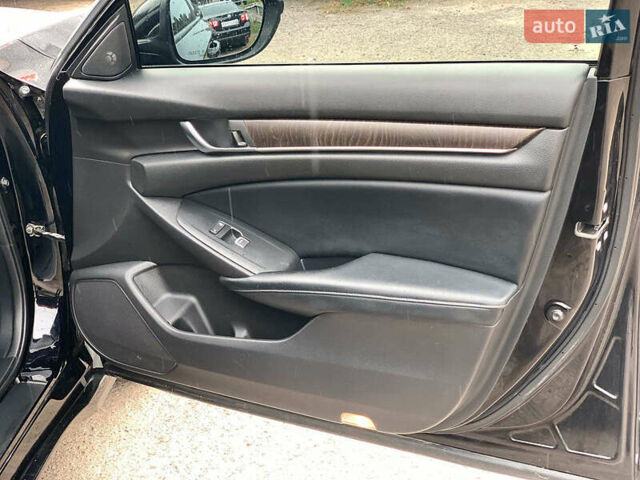 Черный Хонда Аккорд, объемом двигателя 2 л и пробегом 145 тыс. км за 19990 $, фото 19 на Automoto.ua