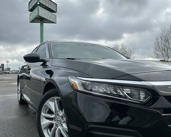 Черный Хонда Аккорд, объемом двигателя 1.5 л и пробегом 126 тыс. км за 15500 $, фото 3 на Automoto.ua