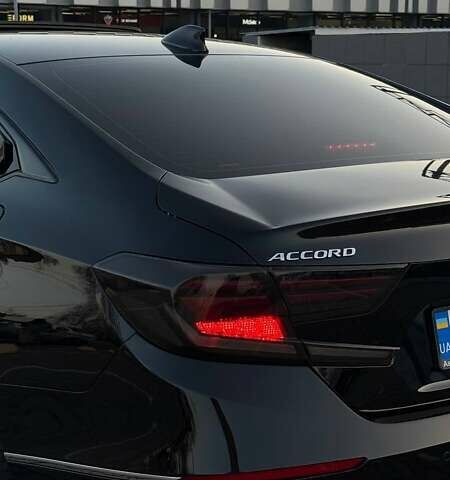 Черный Хонда Аккорд, объемом двигателя 1.5 л и пробегом 78 тыс. км за 21000 $, фото 15 на Automoto.ua