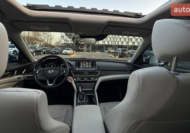 Черный Хонда Аккорд, объемом двигателя 1.5 л и пробегом 78 тыс. км за 21000 $, фото 27 на Automoto.ua