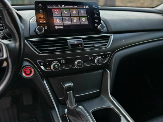 Черный Хонда Аккорд, объемом двигателя 1.5 л и пробегом 215 тыс. км за 16400 $, фото 11 на Automoto.ua