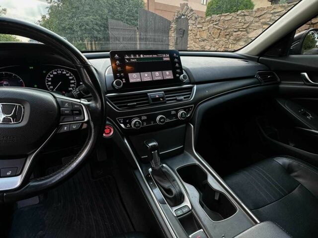 Черный Хонда Аккорд, объемом двигателя 1.5 л и пробегом 215 тыс. км за 16400 $, фото 5 на Automoto.ua