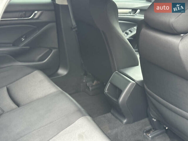 Чорний Хонда Аккорд, об'ємом двигуна 1.5 л та пробігом 78 тис. км за 15900 $, фото 36 на Automoto.ua