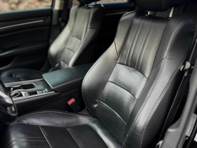 Черный Хонда Аккорд, объемом двигателя 1.5 л и пробегом 215 тыс. км за 16400 $, фото 16 на Automoto.ua