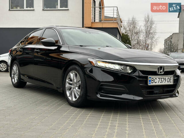 Черный Хонда Аккорд, объемом двигателя 1.5 л и пробегом 79 тыс. км за 15900 $, фото 4 на Automoto.ua
