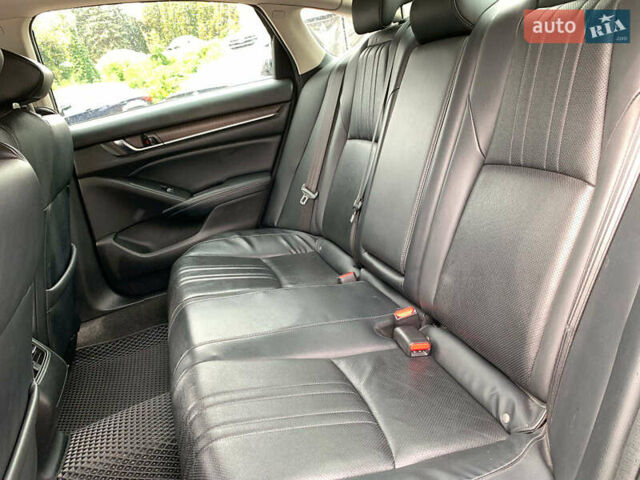 Черный Хонда Аккорд, объемом двигателя 2 л и пробегом 145 тыс. км за 19990 $, фото 25 на Automoto.ua