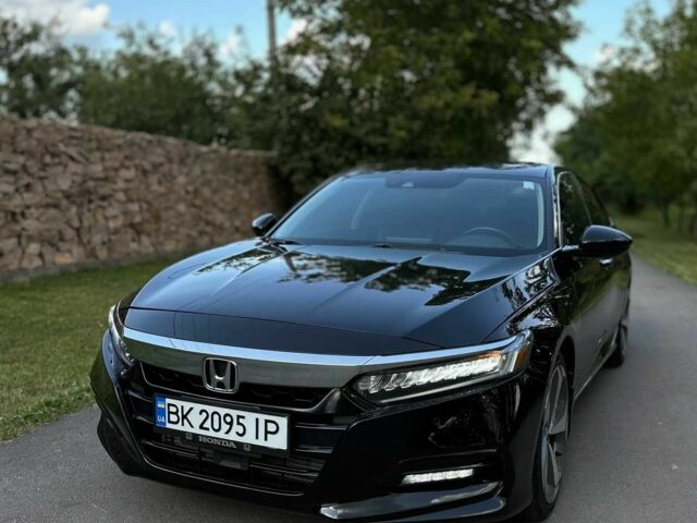 Черный Хонда Аккорд, объемом двигателя 1.5 л и пробегом 215 тыс. км за 16400 $, фото 3 на Automoto.ua