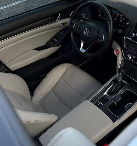 Черный Хонда Аккорд, объемом двигателя 1.5 л и пробегом 78 тыс. км за 21000 $, фото 37 на Automoto.ua