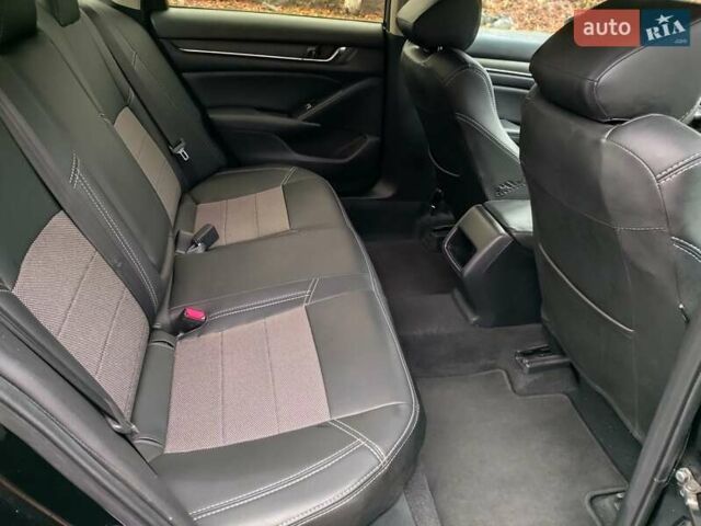 Черный Хонда Аккорд, объемом двигателя 1.5 л и пробегом 91 тыс. км за 17000 $, фото 16 на Automoto.ua