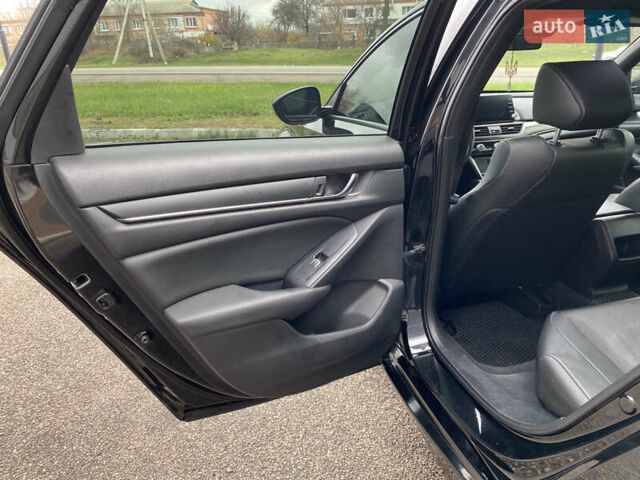 Черный Хонда Аккорд, объемом двигателя 1.5 л и пробегом 113 тыс. км за 18500 $, фото 13 на Automoto.ua