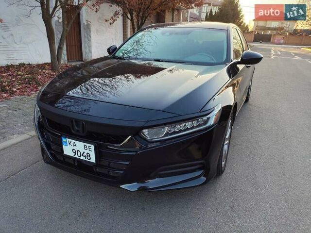 Черный Хонда Аккорд, объемом двигателя 1.5 л и пробегом 91 тыс. км за 17000 $, фото 2 на Automoto.ua