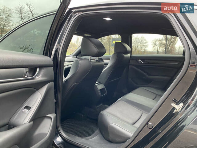 Черный Хонда Аккорд, объемом двигателя 1.5 л и пробегом 113 тыс. км за 18500 $, фото 14 на Automoto.ua